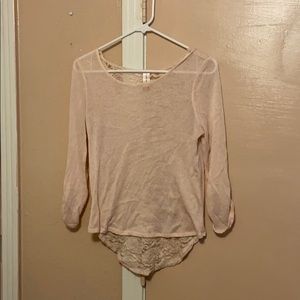 Sweater like long sleeve